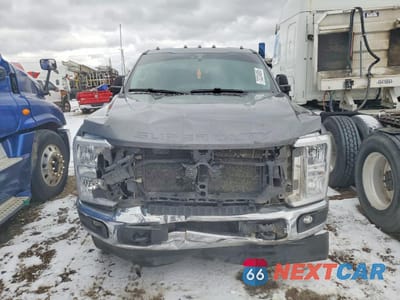 Piąte zdjęcie samochodu w środku: 2024 FORD F350 SUPER - SEMI TRUCK VIN:1FT8W3DT4REF70462 - miniatura