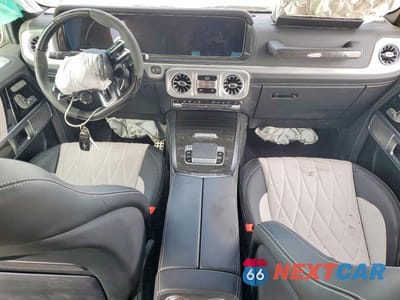 Zdjęcie 8 z 11 samochodu: 2025 MERCEDES-BENZ G 63 AMG VIN:W1NWH5AB8SX019379 - miniatura