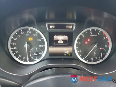 Zdjęcie 9 z 12 samochodu: 2017 INFINITI QX30 VIN:SJKCH5CR9HA032252 - miniatura