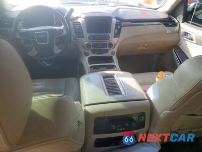 Zdjęcie 8 z 13 samochodu: 2016 GMC YUKON DENALI VIN:1GKS2CKJ2GR108513 - miniatura