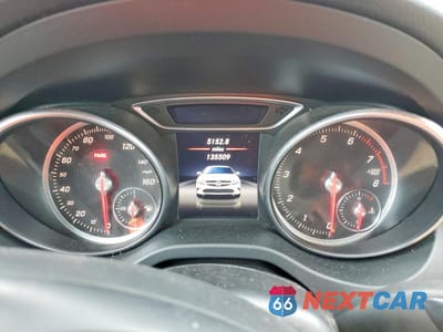 Zdjęcie 9 z 12 samochodu: 2018 MERCEDES-BENZ CLA 250 VIN:WDDSJ4EB0JN570193 - miniatura