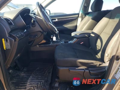 Zdjęcie 7 z 14 samochodu: 2015 KIA SORENTO LX VIN:5XYKTCA62FG566264 - miniatura