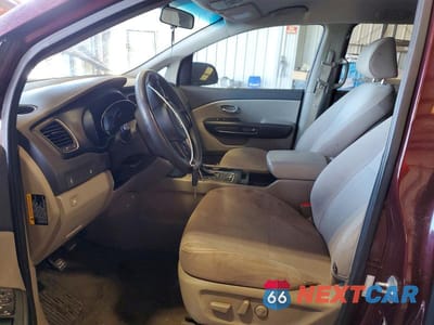 Zdjęcie 7 z 13 samochodu: 2016 KIA SEDONA LX VIN:KNDMB5C17G6143306 - miniatura