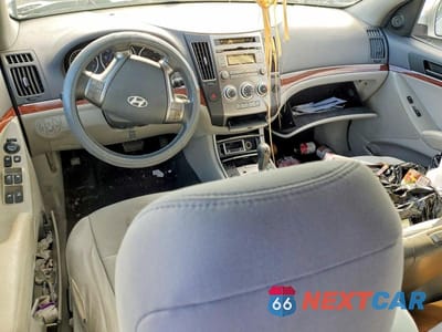 Zdjęcie 8 z 13 samochodu: 2010 HYUNDAI VERACRUZ GLS VIN:KM8NUDCC5AU135214 - miniatura