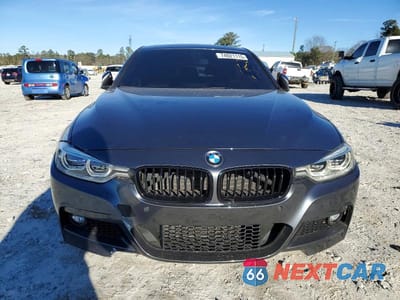 Piąte zdjęcie samochodu w środku: 2018 BMW 340 I VIN:WBA8B3G58JNU36807 - miniatura