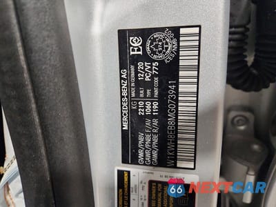 Zdjęcie 12 z 12 samochodu: 2021 MERCEDES-BENZ C 300 4MATIC VIN:W1KWH8EB8MG073941 - miniatura