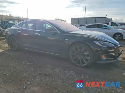 Czwarte zdjęcie samochodu z boku: 2018 TESLA MODEL S VIN:5YJSA1E27JF258721 - miniatura