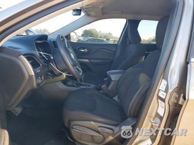 Zdjęcie 7 z 14 samochodu: 2019 JEEP CHEROKEE LATITUDE VIN:1C4PJLCB7KD301032 - miniatura
