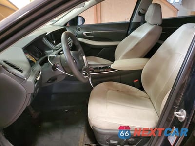 Zdjęcie 7 z 11 samochodu: 2023 HYUNDAI SONATA SEL VIN:KMHL64JA7PA325853 - miniatura