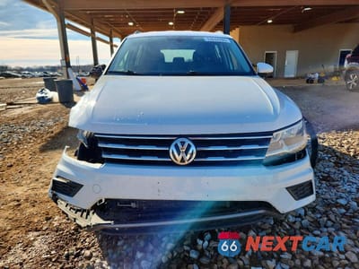 Piąte zdjęcie samochodu w środku: 2020 VOLKSWAGEN TIGUAN SE VIN:3VV3B7AX7LM119999 - miniatura