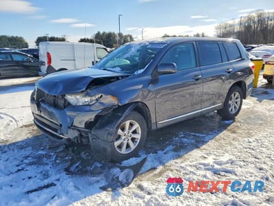 2011 TOYOTA HIGHLANDER BASE 5TDZK3EH9BS046671 - główne zdjęcie licytacji z USA - miniatura