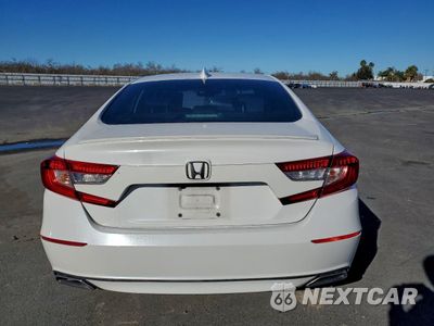 Zdjęcie 6 z 15 samochodu: 2018 HONDA ACCORD SPORT VIN:1HGCV1F30JA255542 - miniatura
