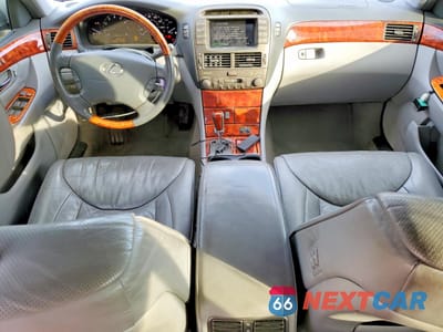Zdjęcie 8 z 14 samochodu: 2004 LEXUS LS 430 VIN:JTHBN36F040140786 - miniatura