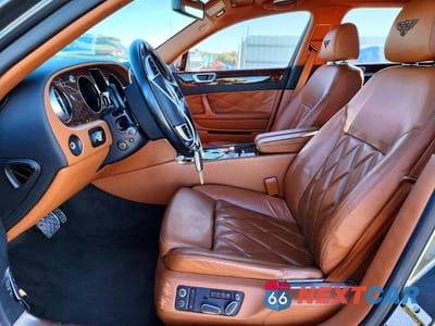 Zdjęcie 7 z 12 samochodu: 2009 BENTLEY CONTINENTAL FLYING SPUR VIN:SCBBP93W79C060509 - miniatura