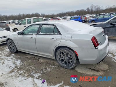Drugie zdjęcie samochodu z przodu: 2023 CHRYSLER 300 TOURING L VIN:2C3CCASG1PH661938 - miniatura