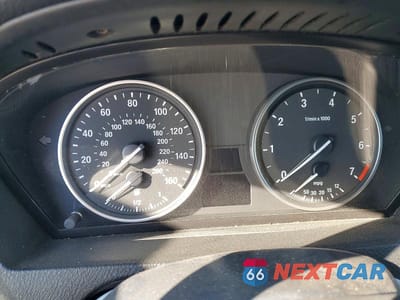 Zdjęcie 9 z 12 samochodu: 2010 BMW X5 XDRIVE48I VIN:5UXFE8C56AL310413 - miniatura