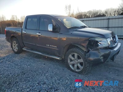 Czwarte zdjęcie samochodu z boku: 2015 NISS TITAN SL VIN:1N6BA0EC6FN505140 - miniatura