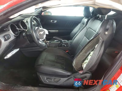 Zdjęcie 7 z 11 samochodu: 2021 FORD MUSTANG VIN:1FA6P8TH8M5107866 - miniatura