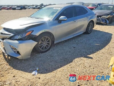 2020 TOYOTA CAMRY SE 4T1G11AKXLU942969 - główne zdjęcie licytacji z USA - miniatura