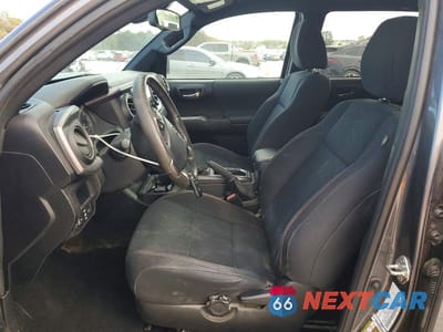 Zdjęcie 7 z 12 samochodu: 2018 TOYOTA TACOMA TRD SPORT VIN:5TFCZ5AN8JX144687 - miniatura