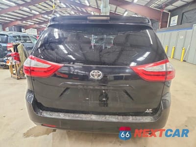 Zdjęcie 6 z 13 samochodu: 2015 TOYOTA SIENNA LE VIN:5TDJK3DC3FS119364 - miniatura