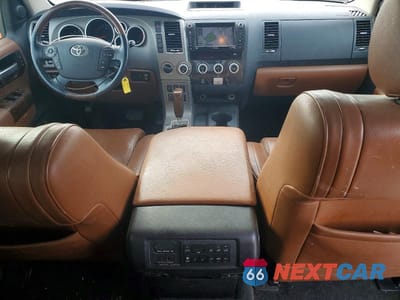 Zdjęcie 8 z 13 samochodu: 2010 TOYOTA SEQUOIA PLATINUM VIN:5TDDW5G17AS027111 - miniatura