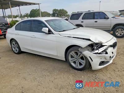 Czwarte zdjęcie samochodu z boku: 2017 BMW 330 I VIN:WBA8B9G57HNU49531 - miniatura