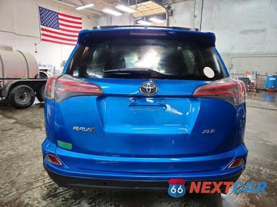Zdjęcie 6 z 13 samochodu: 2018 TOYOTA RAV4 HYBRID XLE VIN:JTMRJREV6JD231721 - miniatura