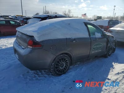 Trzecie zdjęcie samochodu z tyłu: 2010 FORD FOCUS SES VIN:1FAHP3GN7AW248672 - miniatura