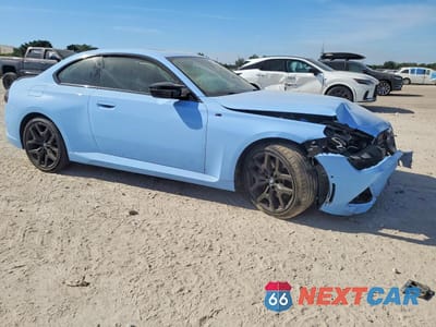 Czwarte zdjęcie samochodu z boku: 2026 BMW M240I VIN:3MW43CM05T8F99702 - miniatura