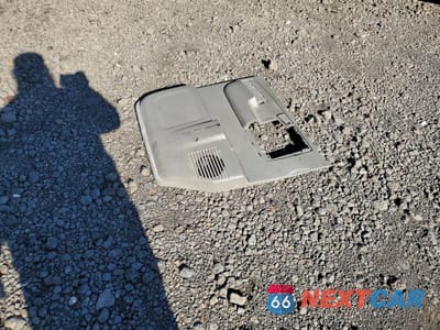 Zdjęcie 12 z 13 samochodu: 2004 CHEVROLET EXPRESS DELIVERY TRUCK VIN:1GBJG31U641141033 - miniatura