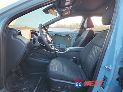 Zdjęcie 7 z 14 samochodu: 2023 HYUNDAI SANTA CRUZ SEL VIN:5NTJCDAE2PH074001 - miniatura