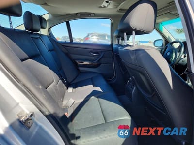 Zdjęcie 10 z 11 samochodu: 2011 BMW 328 XI VIN:WBAPK7C51BF195886 - miniatura