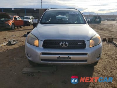 Piąte zdjęcie samochodu w środku: 2007 TOYOTA RAV4 SPORT VIN:JTMBK32V376024653 - miniatura