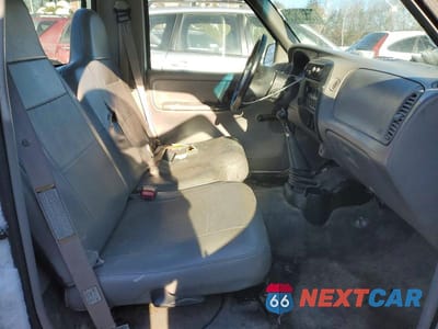 Zdjęcie 10 z 11 samochodu: 1999 FORD RANGER VIN:1FTYR10CXXTA60367 - miniatura