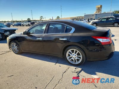 Drugie zdjęcie samochodu z przodu: 2011 NISSAN MAXIMA S VIN:1N4AA5AP0BC841012 - miniatura