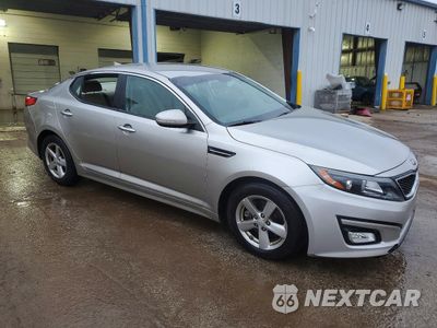 Czwarte zdjęcie samochodu z boku: 2015 KIA OPTIMA LX VIN:5XXGM4A7XFG483428 - miniatura