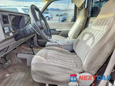 Zdjęcie 7 z 11 samochodu: 1992 GMC SIERRA K1500 VIN:1GTEK14K5NZ512910 - miniatura