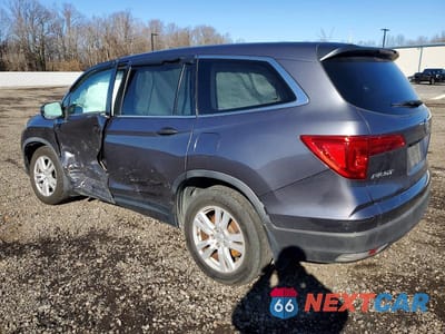 Drugie zdjęcie samochodu z przodu: 2018 HONDA PILOT LX VIN:5FNYF5H15JB014782 - miniatura