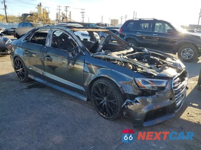 Czwarte zdjęcie samochodu z boku: 2017 AUDI S3 PRESTIGE VIN:WAUF1GFF0H1053439 - miniatura