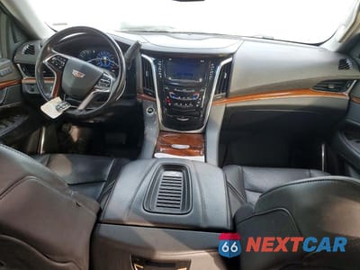 Zdjęcie 8 z 13 samochodu: 2019 CADILLAC ESCALADE LUXURY VIN:1GYS4BKJ3KR281430 - miniatura