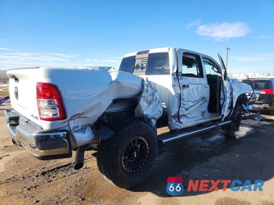 Trzecie zdjęcie samochodu z tyłu: 2020 RAM 2500 TRADESMAN VIN:3C6UR5CL0LG183840 - miniatura