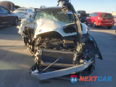 Piąte zdjęcie samochodu w środku: 2022 MINI COOPER COUNTRYMAN VIN:WMZ23BR03N3P19313 - miniatura