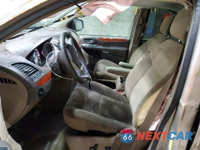 Zdjęcie 7 z 14 samochodu: 2014 CHRYSLER TOWN & COUNTRY TOURING VIN:2C4RC1BG5ER232699 - miniatura
