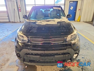 Piąte zdjęcie samochodu w środku: 2017 KIA SOUL VIN:KNDJN2A21H7885412 - miniatura