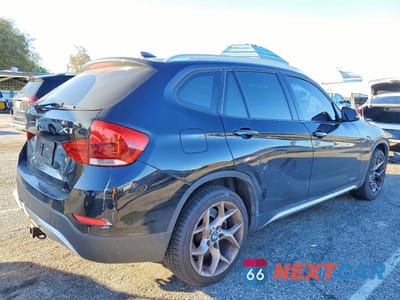 Trzecie zdjęcie samochodu z tyłu: 2014 BMW X1 XDRIVE35I VIN:WBAVM5C54EVV92069 - miniatura
