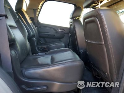 Zdjęcie 11 z 14 samochodu: 2013 GMC YUKON DENALI VIN:1GKS2EEF4DR328377 - miniatura