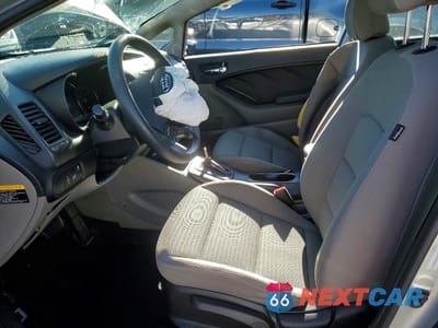 Zdjęcie 7 z 12 samochodu: 2014 KIA FORTE LX VIN:KNAFX4A66E5166000 - miniatura