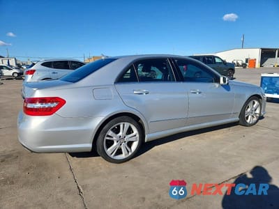 Trzecie zdjęcie samochodu z tyłu: 2013 MERCEDES-BENZ E 350 4MATIC VIN:WDDHF8JB4DA675811 - miniatura