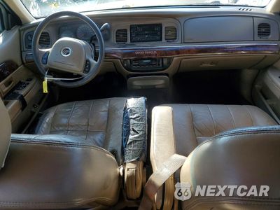 Zdjęcie 8 z 12 samochodu: 2004 MERCURY GRAND MARQUIS LS VIN:2MEFM75W54X667382 - miniatura